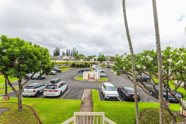 94-537 Lumiaina Street W204, Waipahu, HI 96797