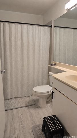 94-537 Lumiaina Street W204, Waipahu, HI 96797