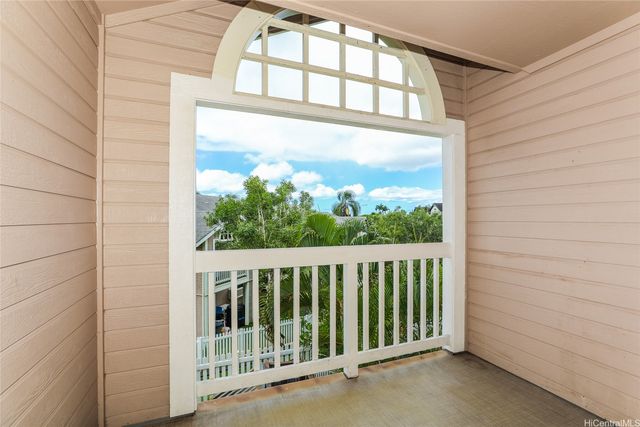 94-537 Lumiaina Street W204, Waipahu, HI 96797