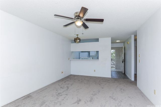 94-537 Lumiaina Street W204, Waipahu, HI 96797