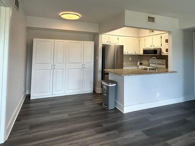 7154 Golf Colony Court, Greenacres, FL 33467