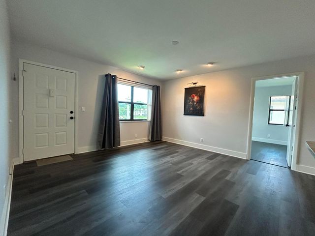 7154 Golf Colony Court, Greenacres, FL 33467
