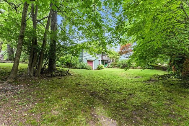 20 Harney Street, West Springfield, MA 01089