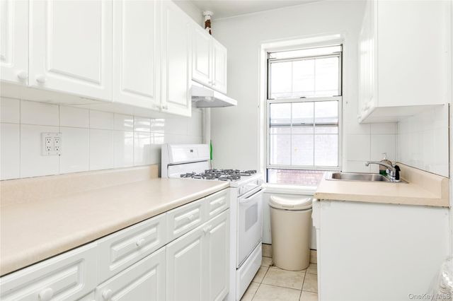 51-40 30th Avenue 5B, Woodside, NY 11377