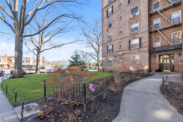 51-40 30th Avenue 5B, Woodside, NY 11377