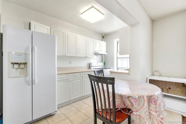 51-40 30th Avenue 5B, Woodside, NY 11377
