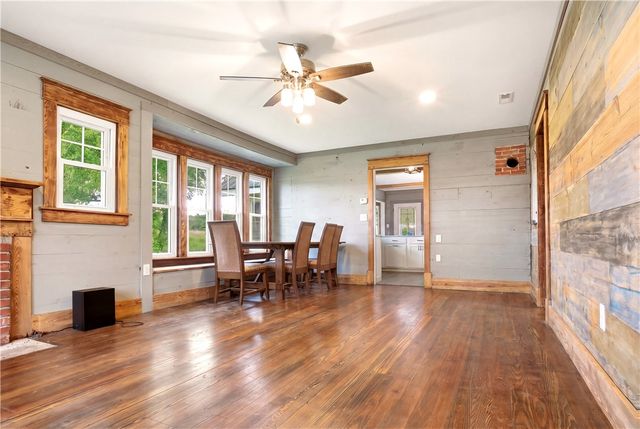 22389 North Road, Summers, AR 72769
