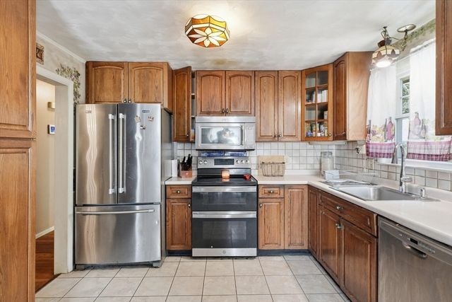 354 Cook Lane, Marlborough, MA 01752