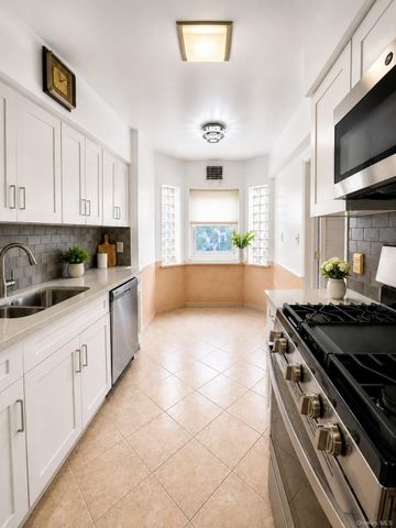 10830 65th Road, Forest Hills, NY 11375