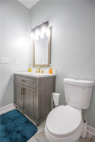 4540 NE 38th Street, Kansas City, MO 64117