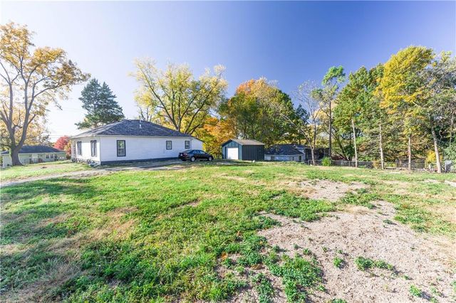 4540 NE 38th Street, Kansas City, MO 64117