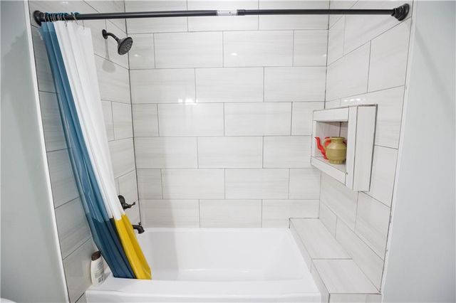 4540 NE 38th Street, Kansas City, MO 64117