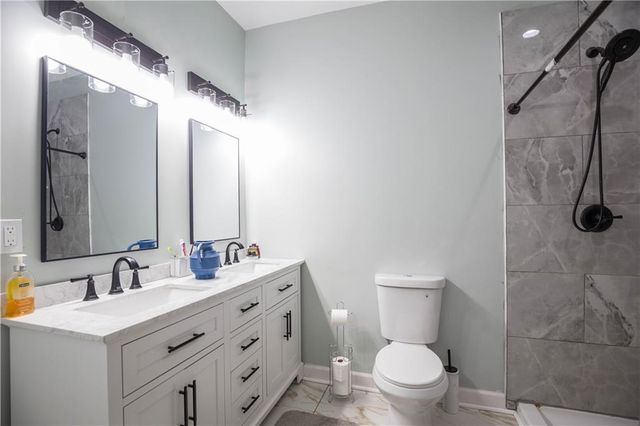 4540 NE 38th Street, Kansas City, MO 64117