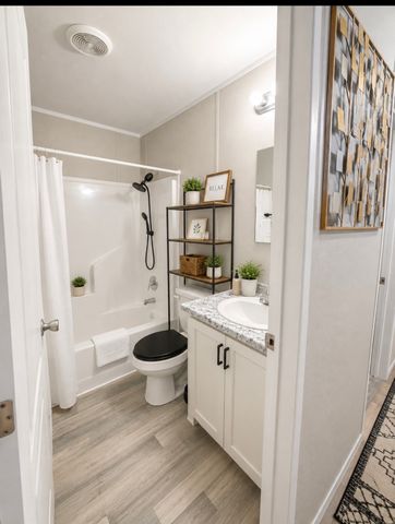 1800 Oak Grove Road E 38, Burleson, TX 76028
