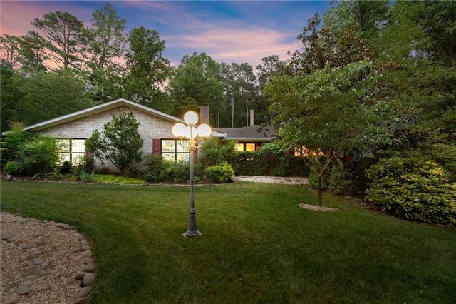 3380 Fawn Trail, Marietta, GA 30066