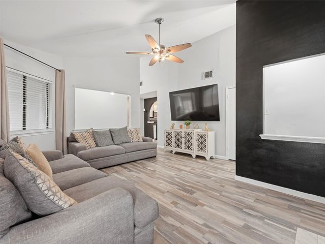 4815 Quicksilver BLVD, Austin, TX 78744