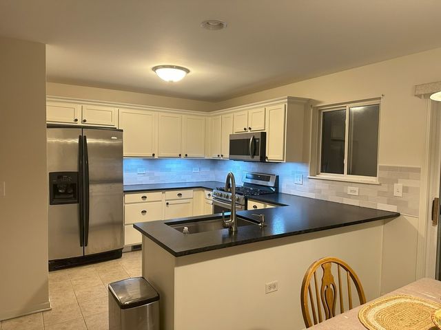 24463 JOHN ADAMS Drive, Plainfield, IL 60544