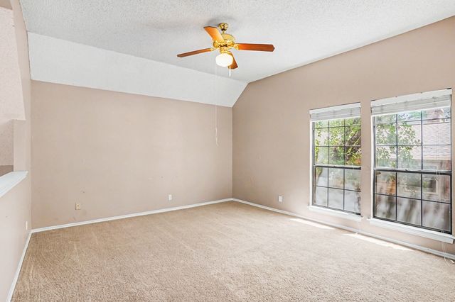 4917 Rockford Court, Arlington, TX 76017