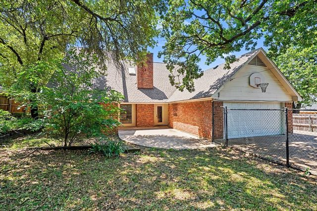 4917 Rockford Court, Arlington, TX 76017