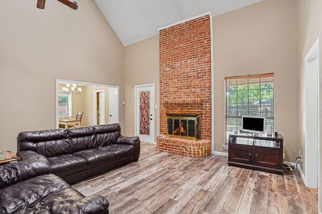4917 Rockford Court, Arlington, TX 76017