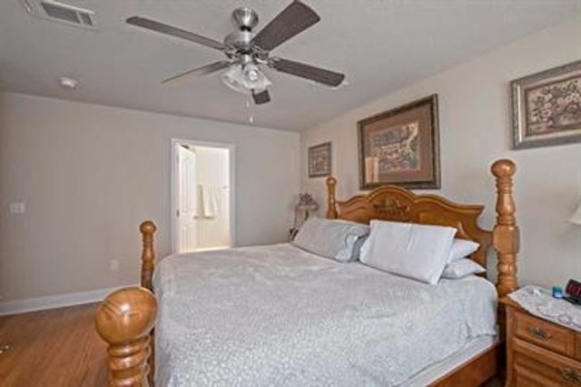 8879 White Ibis Way, Navarre, FL 32566