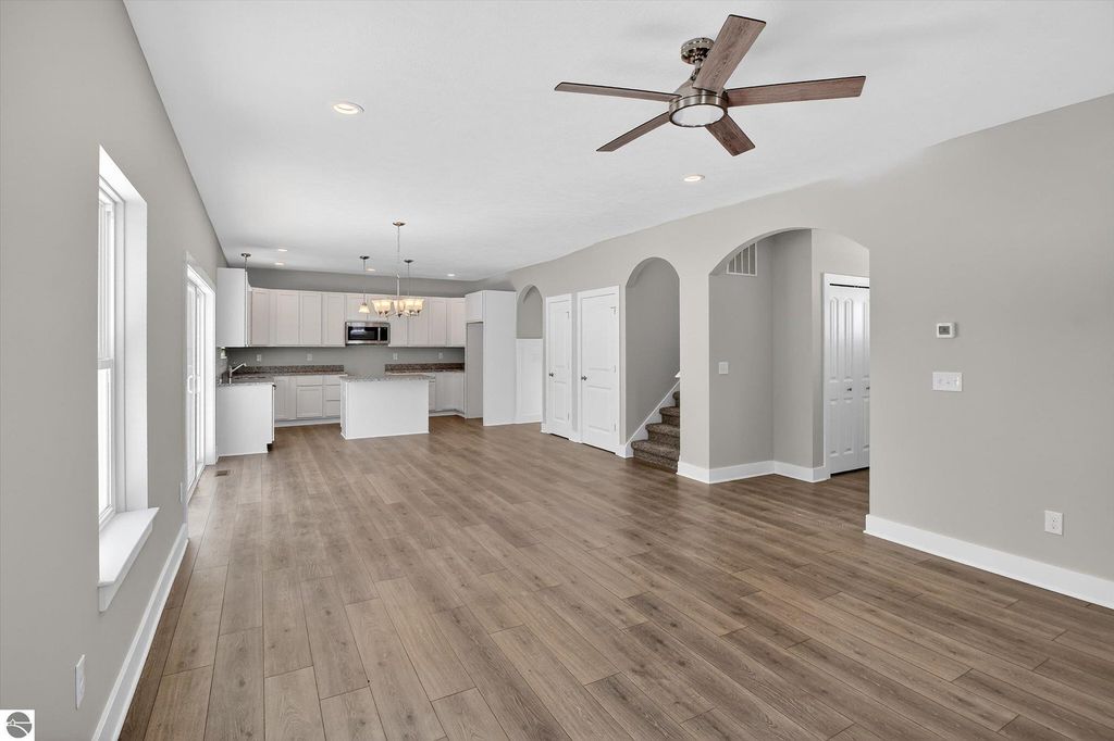 Image 11 of property listing at 3500 Kali Lane, Alma, MI 48801