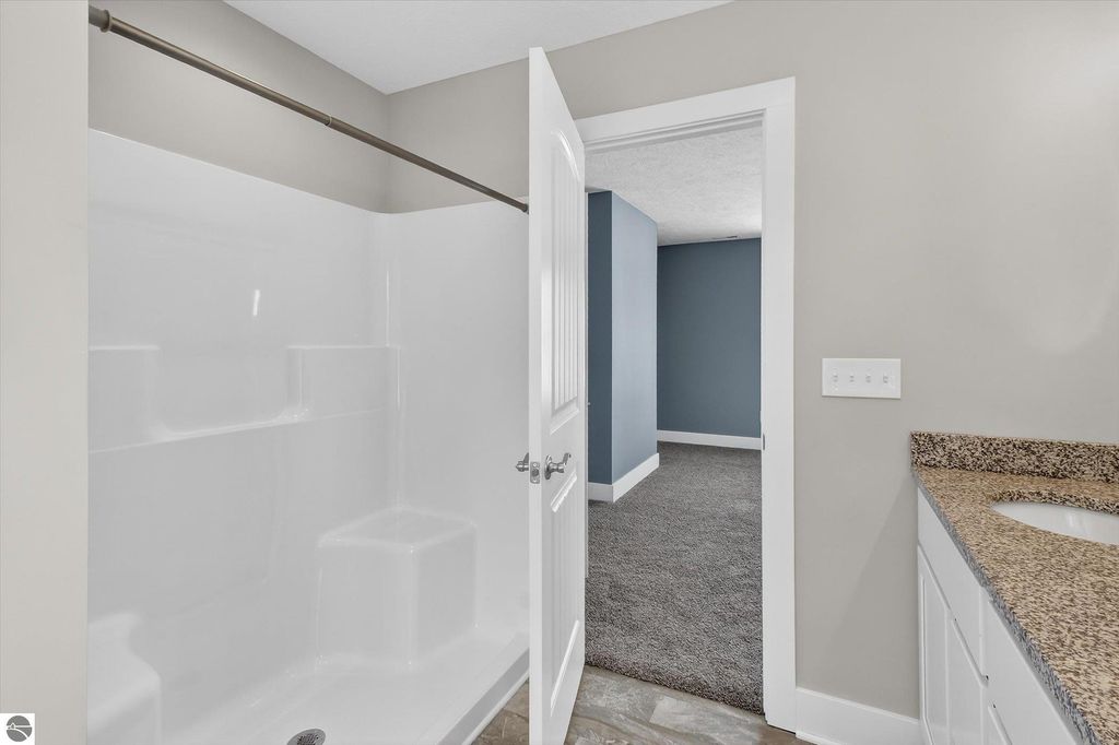 Image 35 of property listing at 3500 Kali Lane, Alma, MI 48801