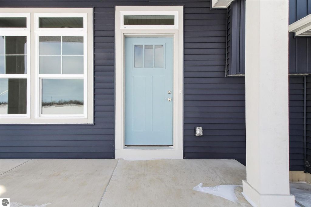 Image 6 of property listing at 3500 Kali Lane, Alma, MI 48801