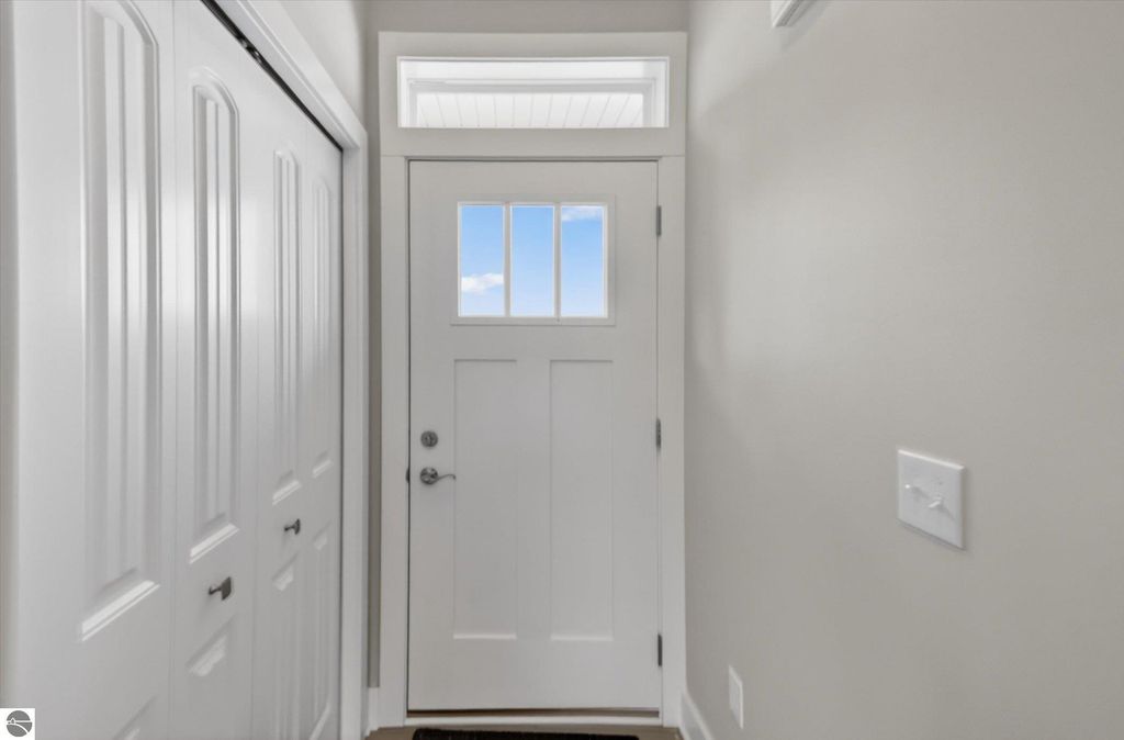 Image 7 of property listing at 3500 Kali Lane, Alma, MI 48801