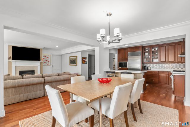 16 Hayestown Road D303, Danbury, CT 06811