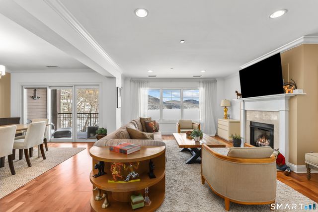 16 Hayestown Road D303, Danbury, CT 06811