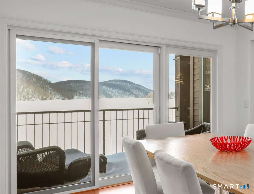 16 Hayestown Road D303, Danbury, CT 06811