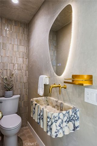 251 Highland, Laguna Beach, CA 92651