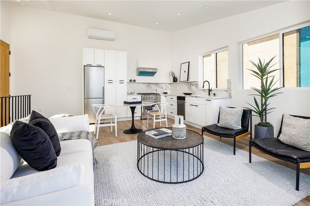 251 Highland, Laguna Beach, CA 92651