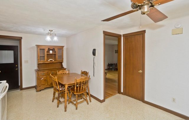539 Dutchess St, Springfield, MA 01129