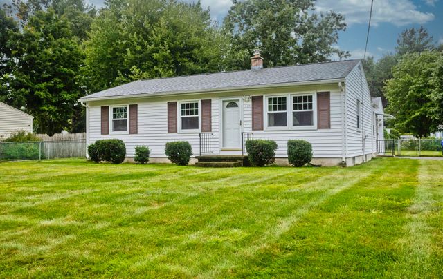 539 Dutchess St, Springfield, MA 01129