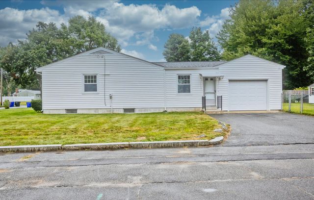 539 Dutchess St, Springfield, MA 01129