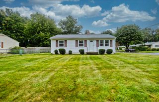 539 Dutchess St, Springfield, MA 01129