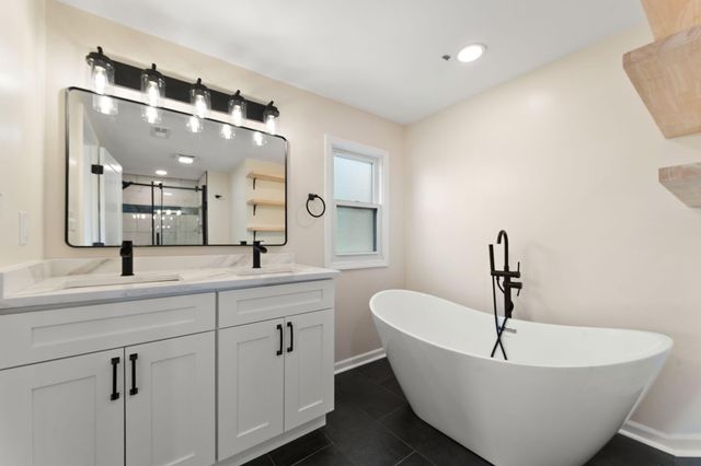 13700 W 81st Avenue, Dyer, IN 46311