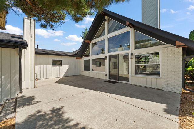 13700 W 81st Avenue, Dyer, IN 46311