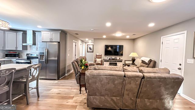 587 Highway 41 N, Milner, GA 30257