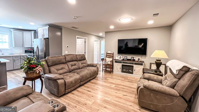 587 Highway 41 N, Milner, GA 30257