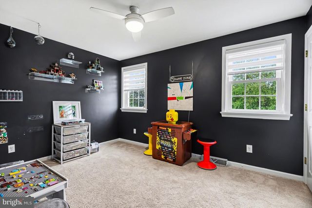 41 HEMLOCK LN, Leola, PA 17540