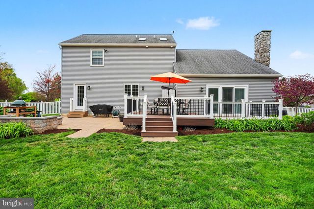 41 HEMLOCK LN, Leola, PA 17540