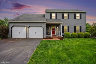 41 HEMLOCK LN, Leola, PA 17540