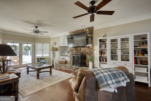 2002 Orchard Terrace, Loganville, GA 30052