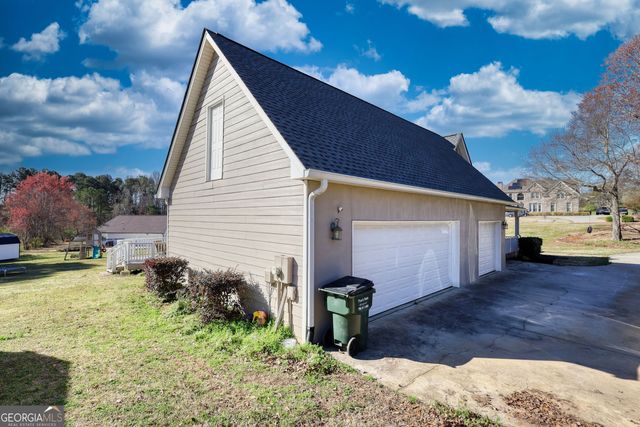 2002 Orchard Terrace, Loganville, GA 30052