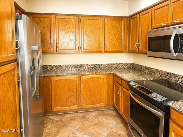 7313 S BONARDEN Lane, Tempe, AZ 85283