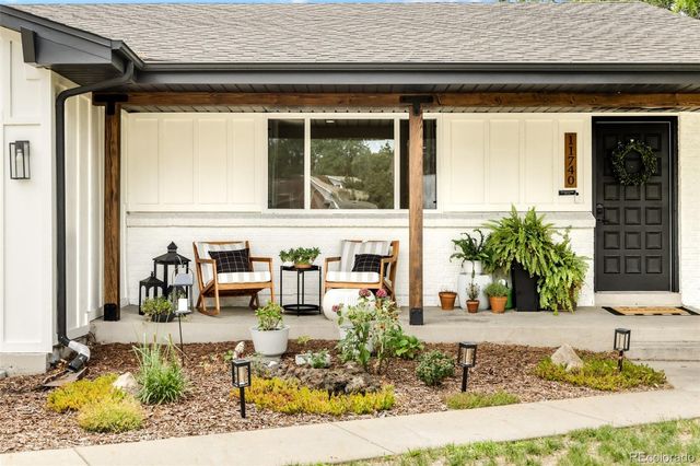 11740 W 72nd Place, Arvada, CO 80005