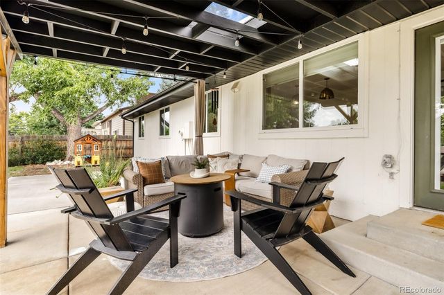 11740 W 72nd Place, Arvada, CO 80005